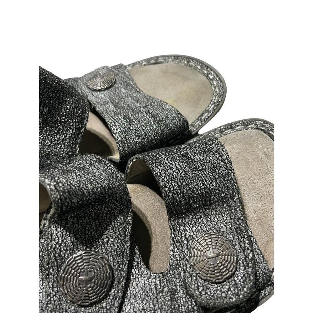 Alegria by PG Lite Womens Metallic Pewter Leather Slide Sandals Medallion 39 - Picture 5 of 6